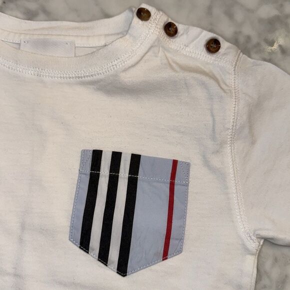Burberry White Tee with Striped Pocket 2Y - Picture 4 of 7